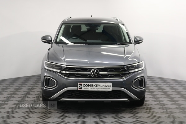 Used Volkswagen T-Roc 2022 for sale - 77854528: Photo 2