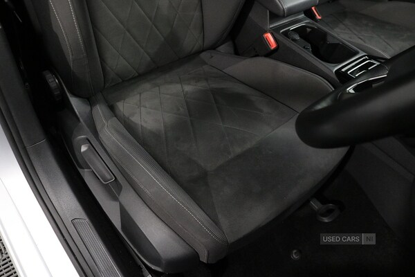 Used Volkswagen Golf 2022 for sale - 77315611: Photo 14