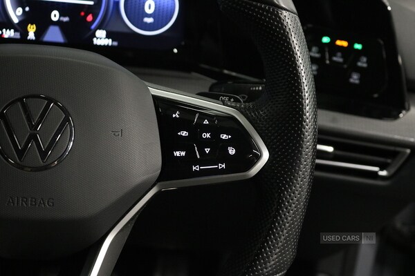 Used Volkswagen Golf 2023 for sale - 77372066: Photo 25