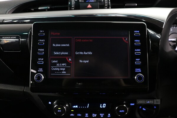 Used Toyota Hilux 2021 for sale - 75590104: Photo 32