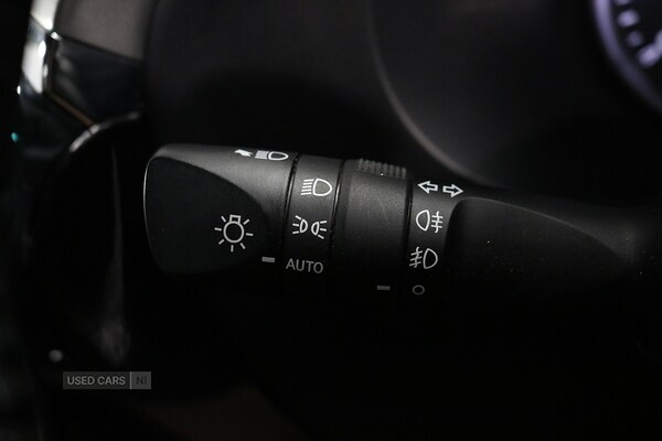 Used Toyota Hilux 2021 for sale - 75590104: Photo 38