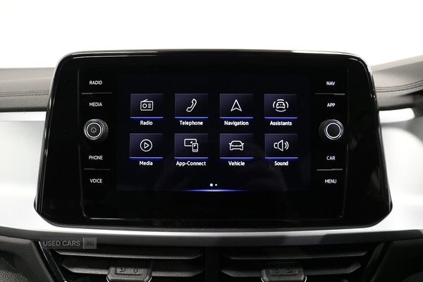 Used Volkswagen T-Roc 2023 for sale - 77315626: Photo 24