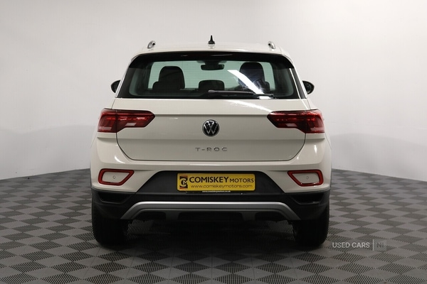 Used Volkswagen T-Roc 2023 for sale - 77315626: Photo 5
