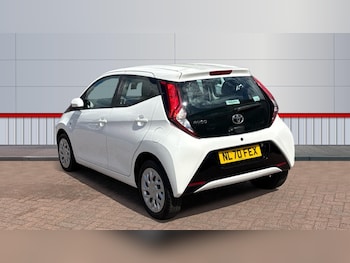 Used Toyota AYGO 2020 for sale - 75498996: Photo