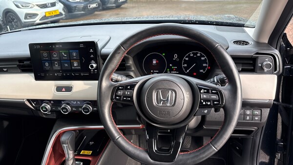 Used Honda HR-V 2023 for sale - 76061039: Photo 11