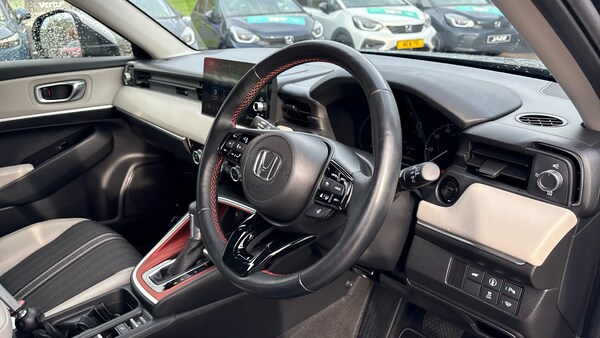 Used Honda HR-V 2023 for sale - 76061039: Photo 4