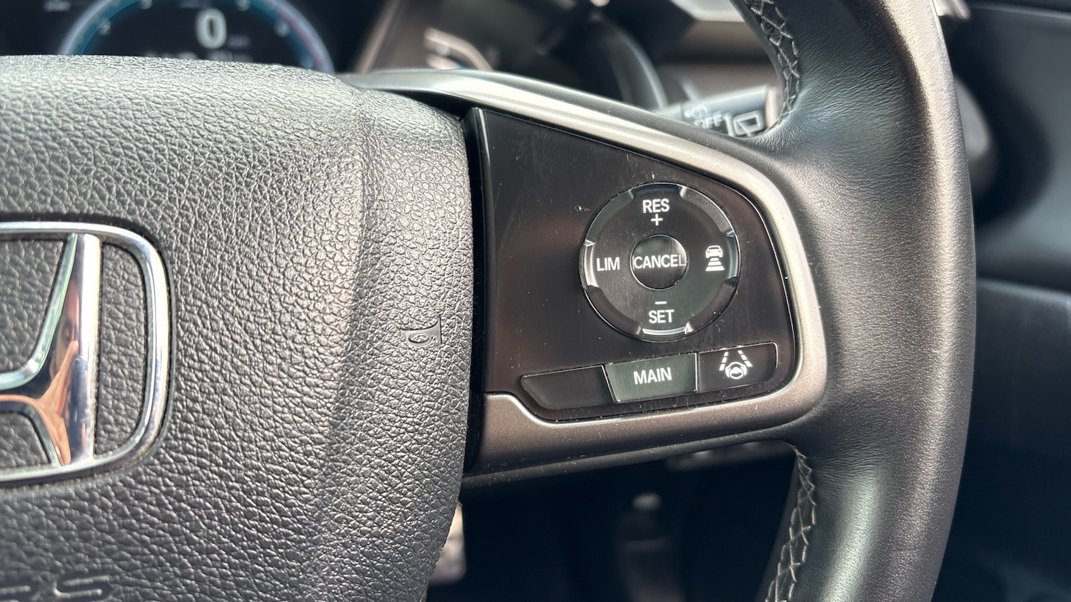 Used Honda Civic 2017 for sale - 76364332: Photo 18