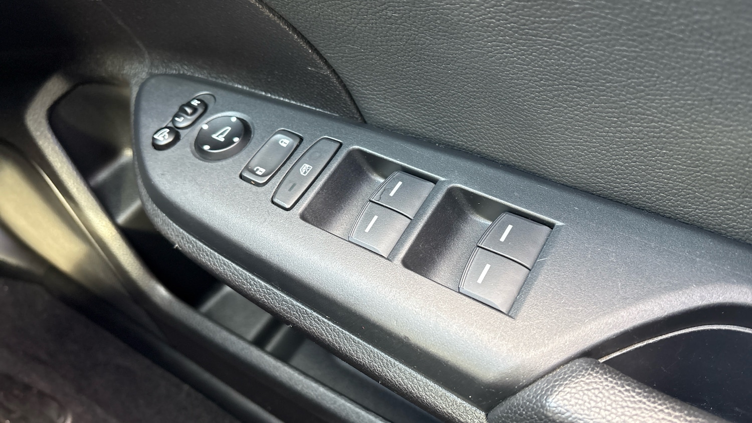 Used Honda Civic 2017 for sale - 76364332: Photo 29