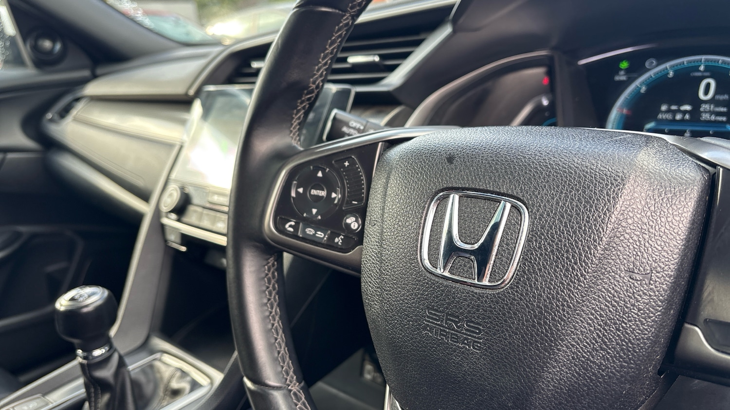 Used Honda Civic 2017 for sale - 76364332: Photo 31