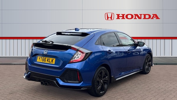Used Honda Civic 2017 for sale - 76181310: Photo 12
