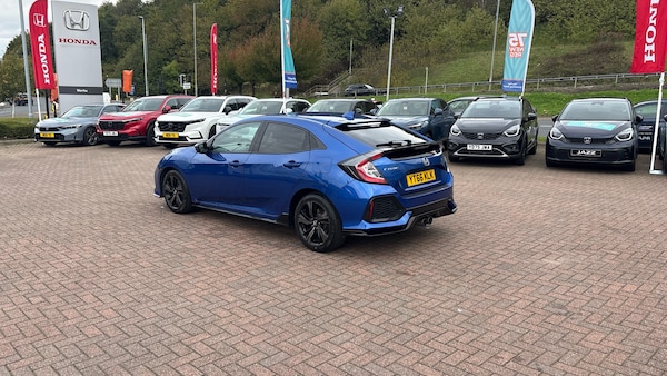 Used Honda Civic 2017 for sale - 76181310: Photo 24