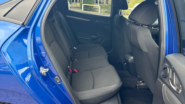 Used Honda Civic 2017 for sale - 76181310: Photo 8