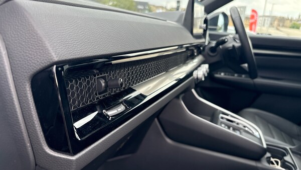 Used Honda CR-V 2025 for sale - 76038165: Photo 32