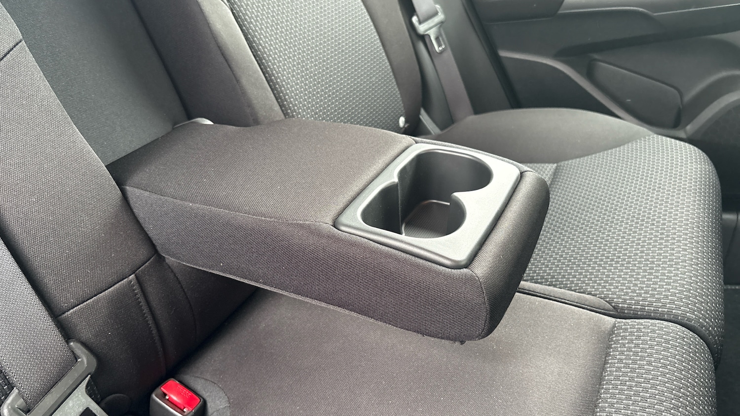 Used Honda Civic 2015 for sale - 76117309: Photo 38