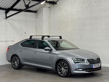 Used Skoda Superb 2016 for sale - 79657313: Photo