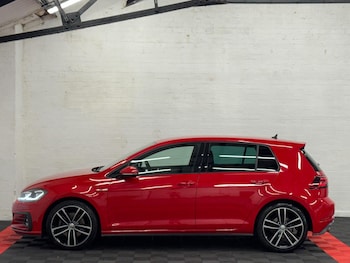 Used Volkswagen Golf 2019 for sale - 79496480: Photo