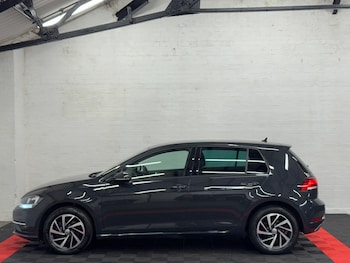 Used Volkswagen Golf 2019 for sale - 79412793: Photo