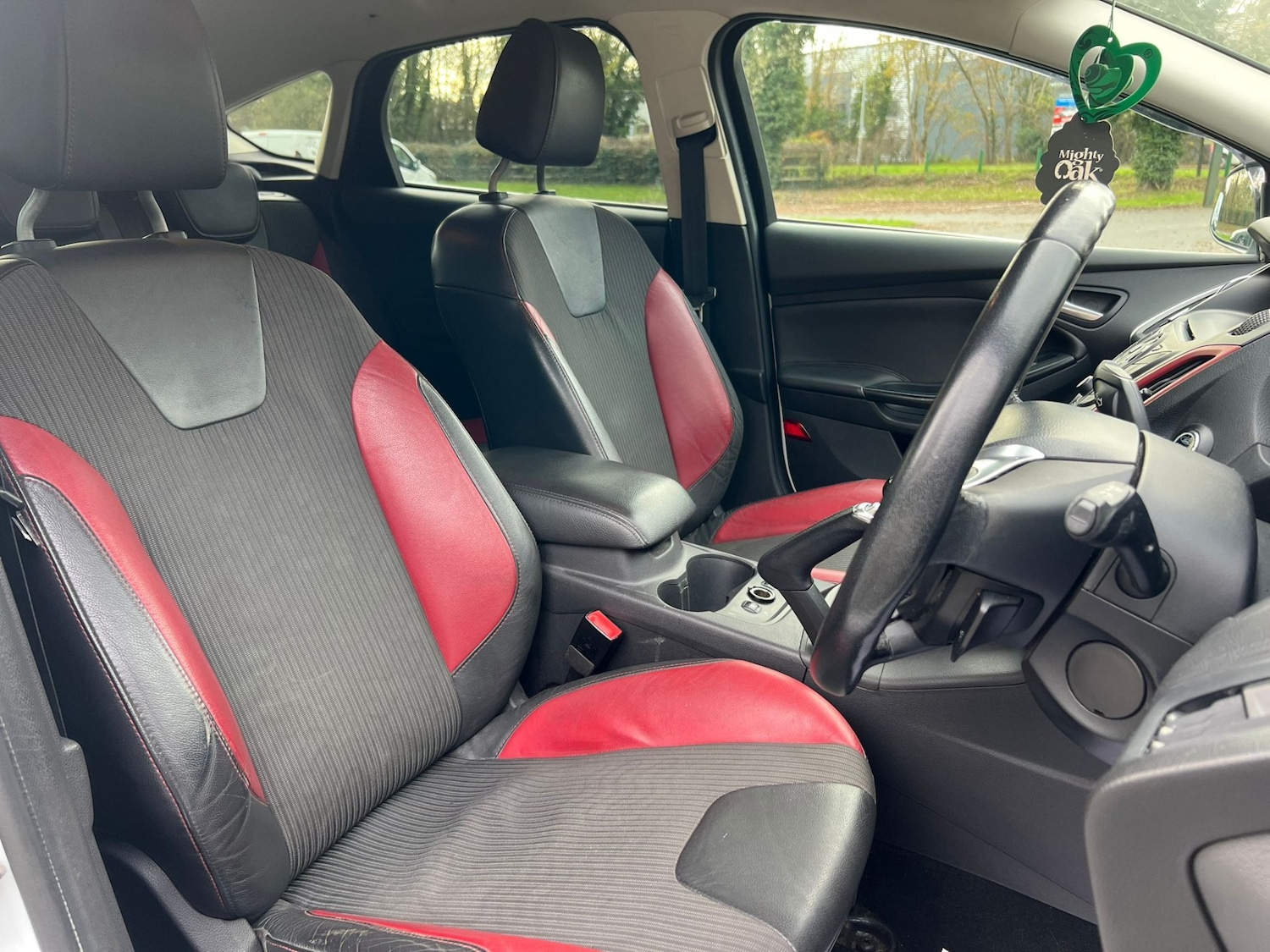 Used Ford Focus 2012 for sale - 76618943: Photo 12