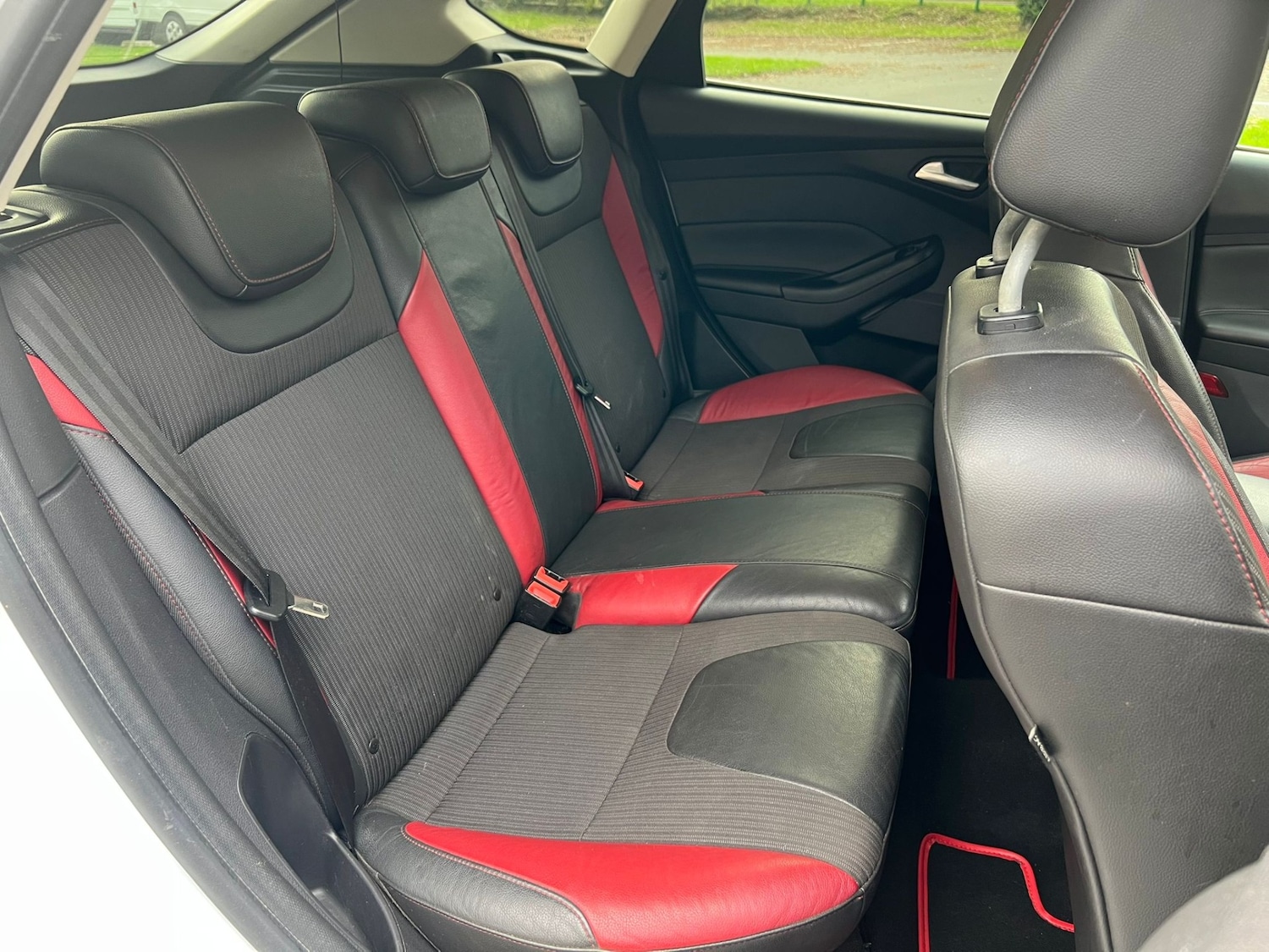 Used Ford Focus 2012 for sale - 76618943: Photo 14