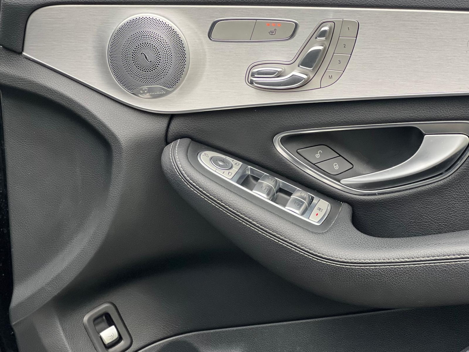 Used Mercedes-Benz C Class 2015 for sale - 76305873: Photo 22