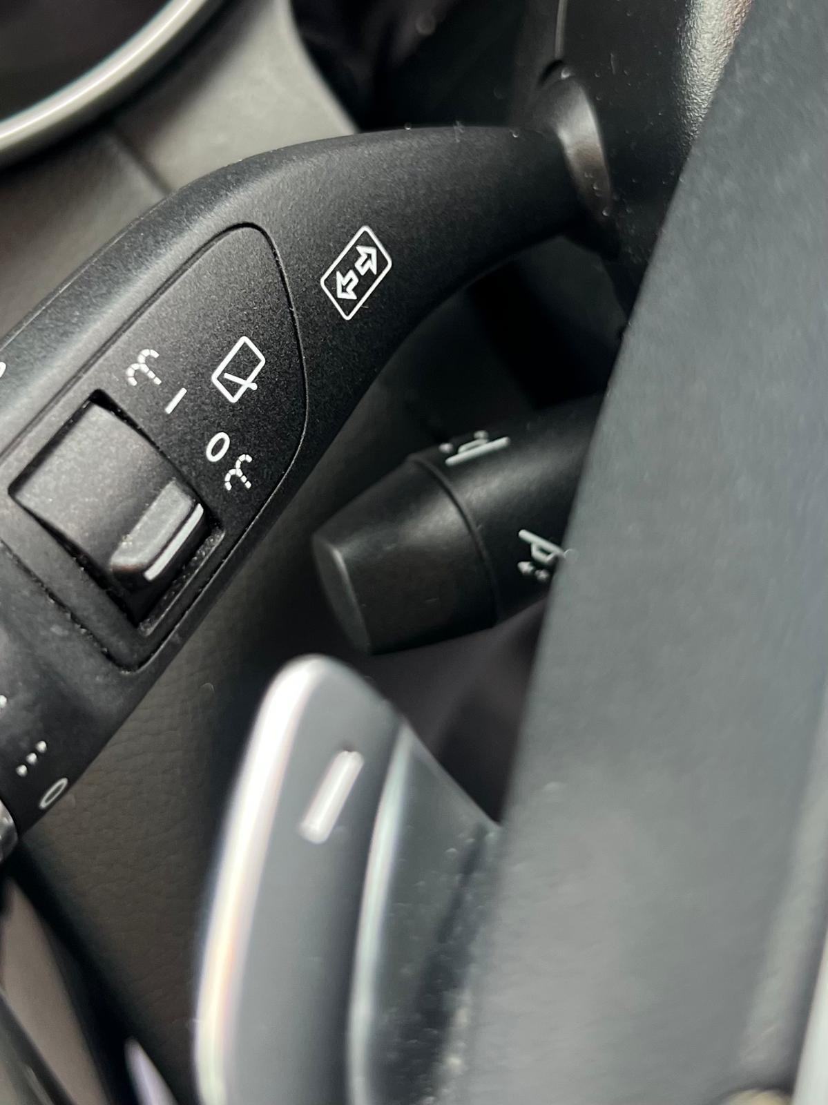 Used Mercedes-Benz C Class 2015 for sale - 76305873: Photo 32