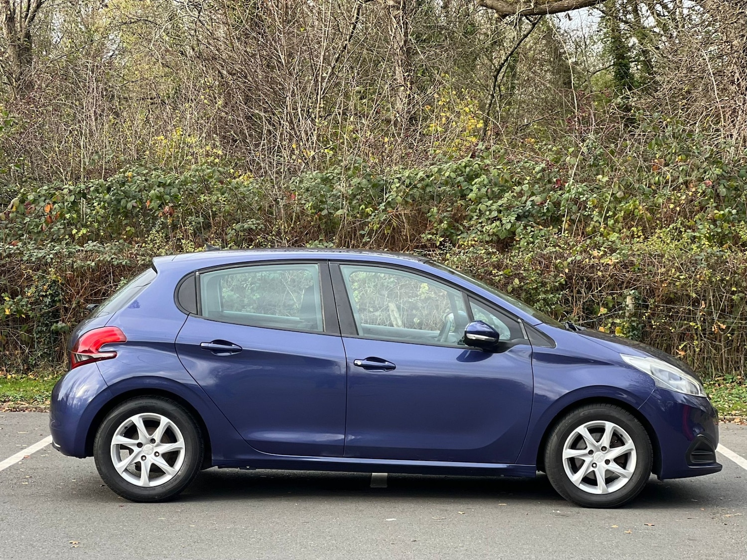 Used Peugeot 208 2015 for sale - 76618938: Photo 3
