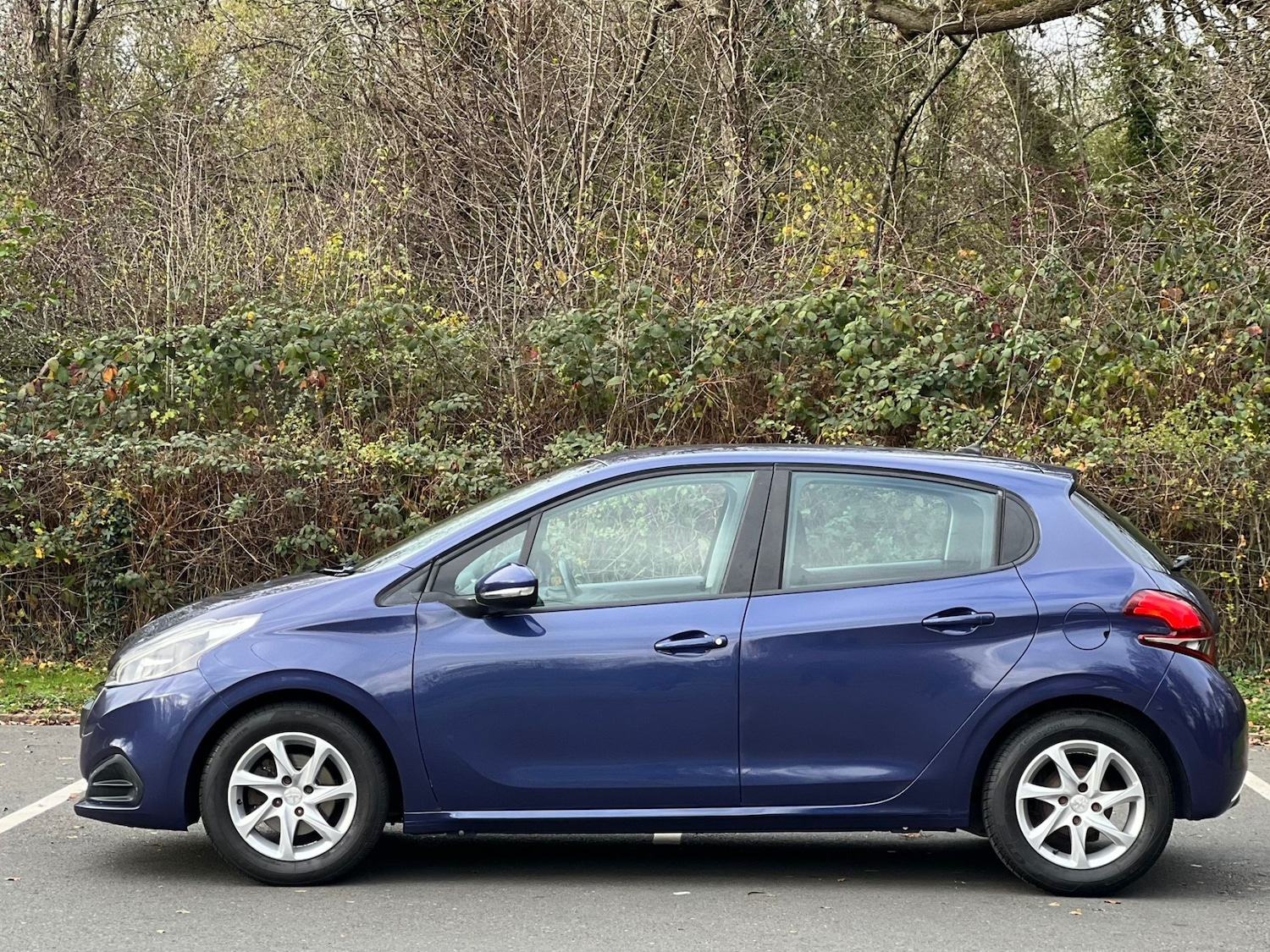 Used Peugeot 208 2015 for sale - 76618938: Photo 4