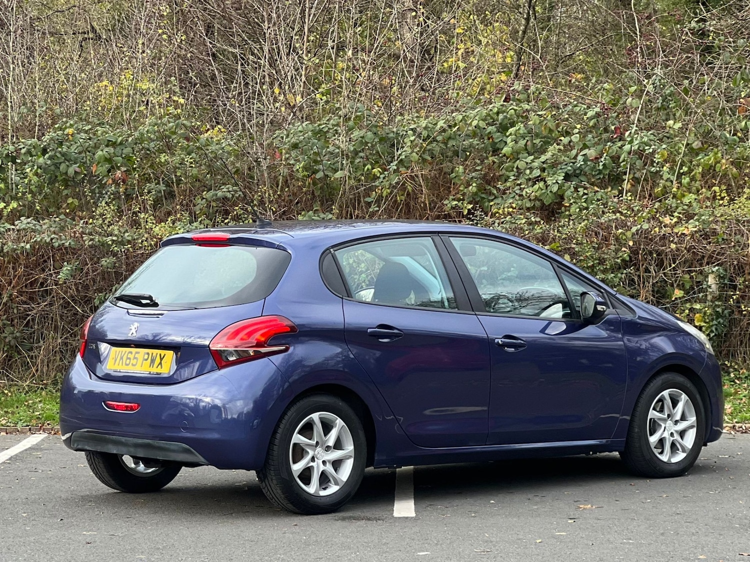 Used Peugeot 208 2015 for sale - 76618938: Photo 6