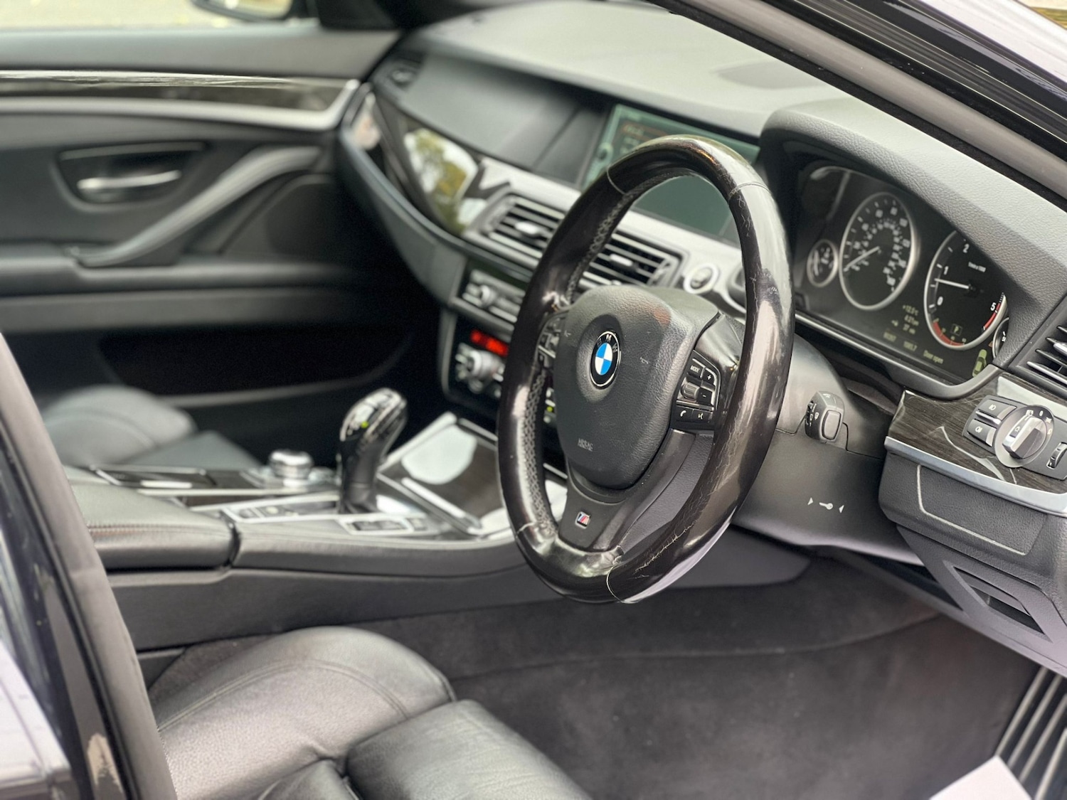 Used BMW 5 Series 2011 for sale - 76288535: Photo 11