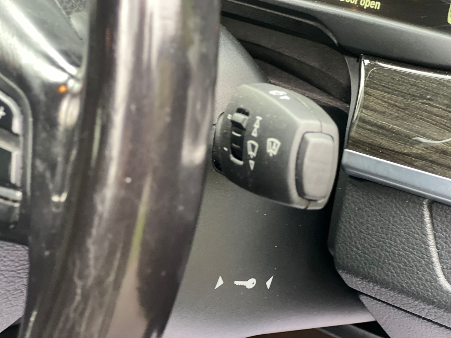 Used BMW 5 Series 2011 for sale - 76288535: Photo 23