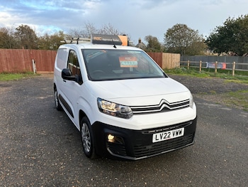 Used Citroen Berlingo 2022 for sale - 76627036: Photo