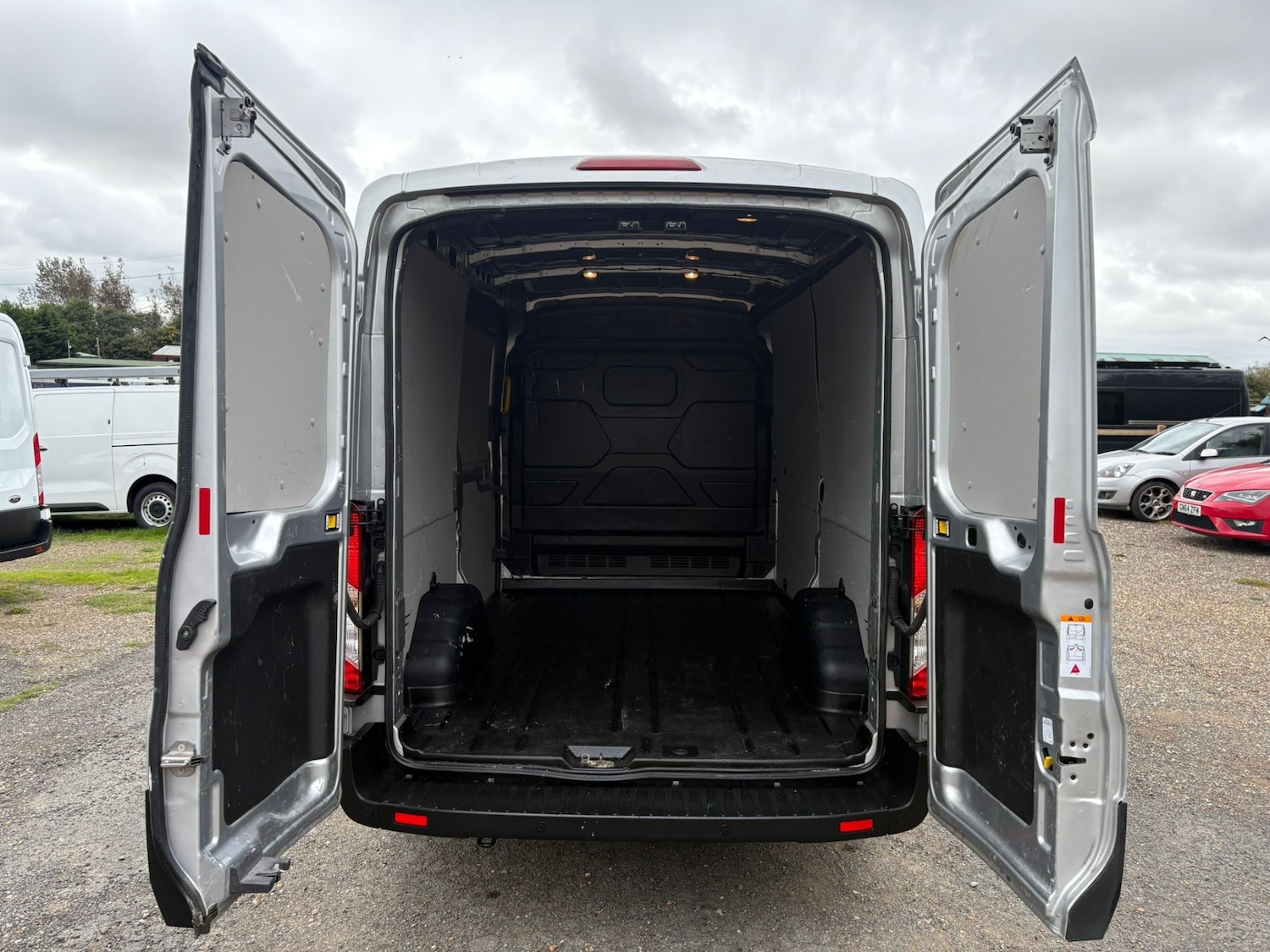 Used Ford Transit 2021 for sale - 76627187: Photo 12