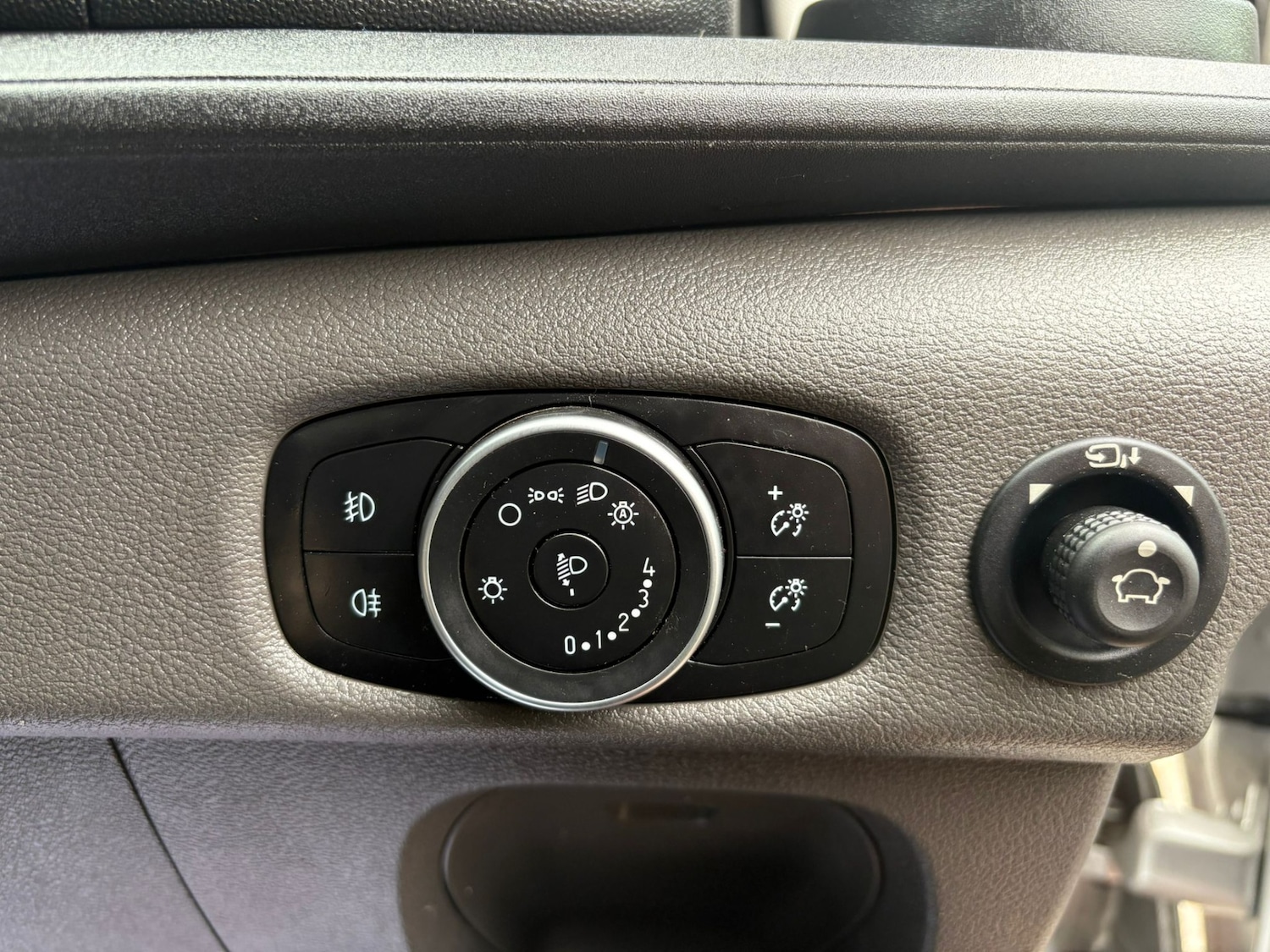 Used Ford Transit 2021 for sale - 76627187: Photo 23