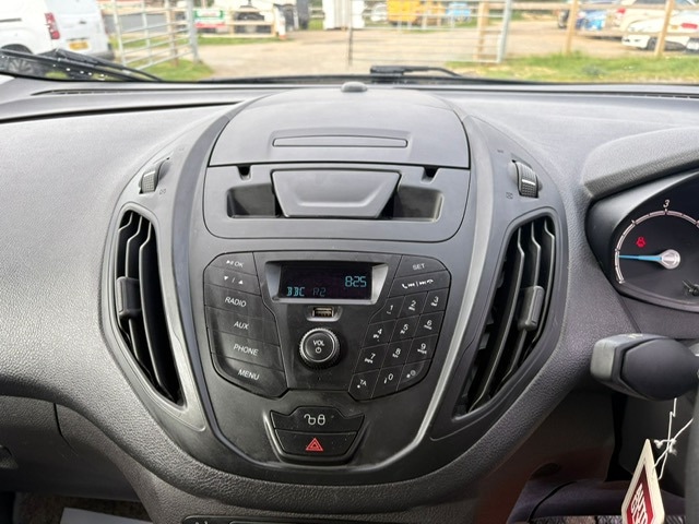 Used Ford Transit Courier 2018 for sale - 78091013: Photo 10