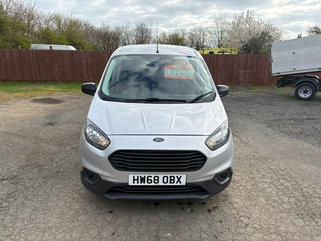 Used Ford Transit Courier 2018 for sale - 78091013: Photo 2