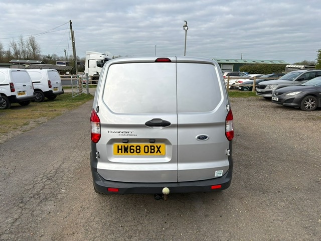 Used Ford Transit Courier 2018 for sale - 78091013: Photo 5