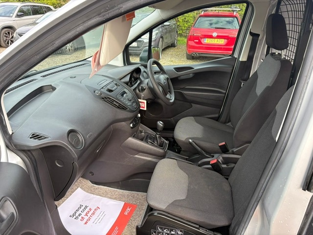 Used Ford Transit Courier 2018 for sale - 78091013: Photo 9