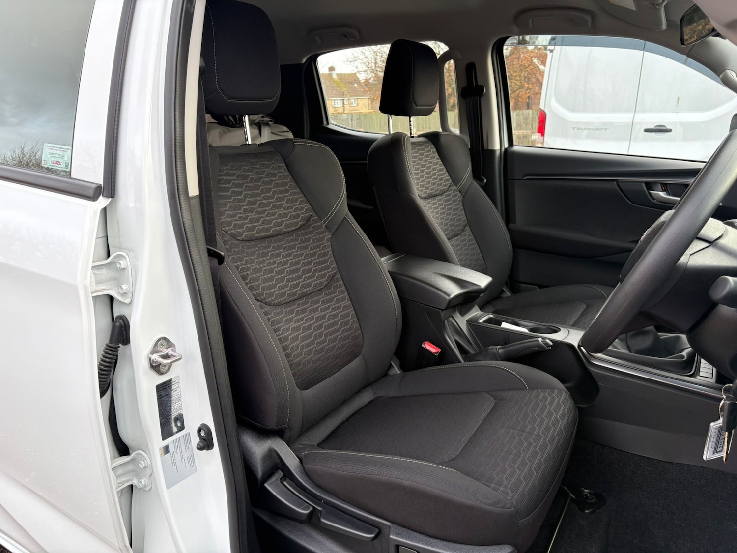 Used Isuzu D-Max 2024 for sale - 77023495: Photo 12