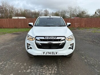 Used Isuzu D-Max 2024 for sale - 77023495: Photo