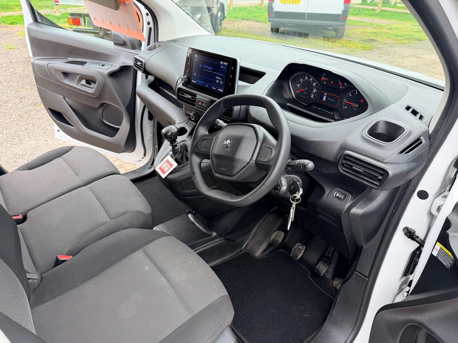 Used Peugeot Partner 2022 for sale - 77903352: Photo 13