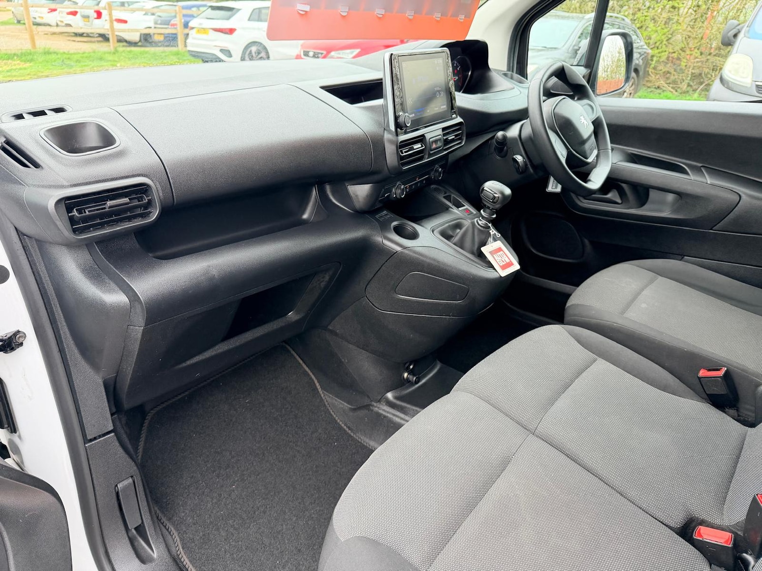 Used Peugeot Partner 2022 for sale - 77903352: Photo 19