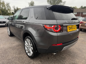 Used Land Rover Discovery Sport 2016 for sale - 76064190: Photo