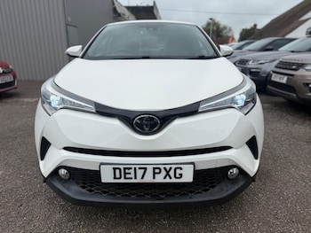 Used Toyota C-HR 2017 for sale - 76064211: Photo