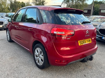 Used Citroen C4 Picasso 2016 for sale - 76064182: Photo