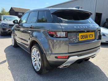 Used Land Rover Range Rover Evoque 2018 for sale - 76064208: Photo
