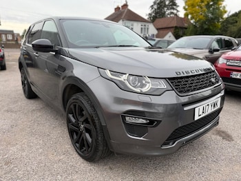 Used Land Rover Discovery Sport 2017 for sale - 76064222: Photo