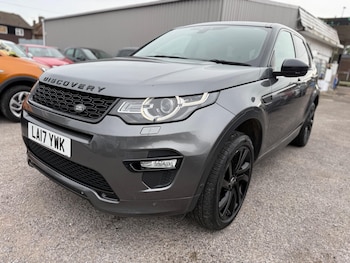 Used Land Rover Discovery Sport 2017 for sale - 76064222: Photo