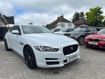 Used Jaguar XE 2015 for sale - 76064199: Photo