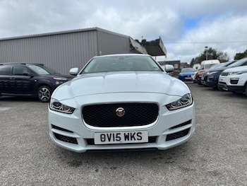 Used Jaguar XE 2015 for sale - 76064199: Photo