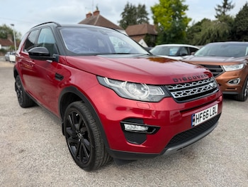 Used Land Rover Discovery Sport 2016 for sale - 76064174: Photo